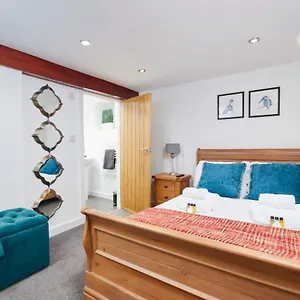 https://the-little-apartment-kegworth.hotelsin-nottingham.com