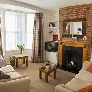 15 Saxon Road Exeter